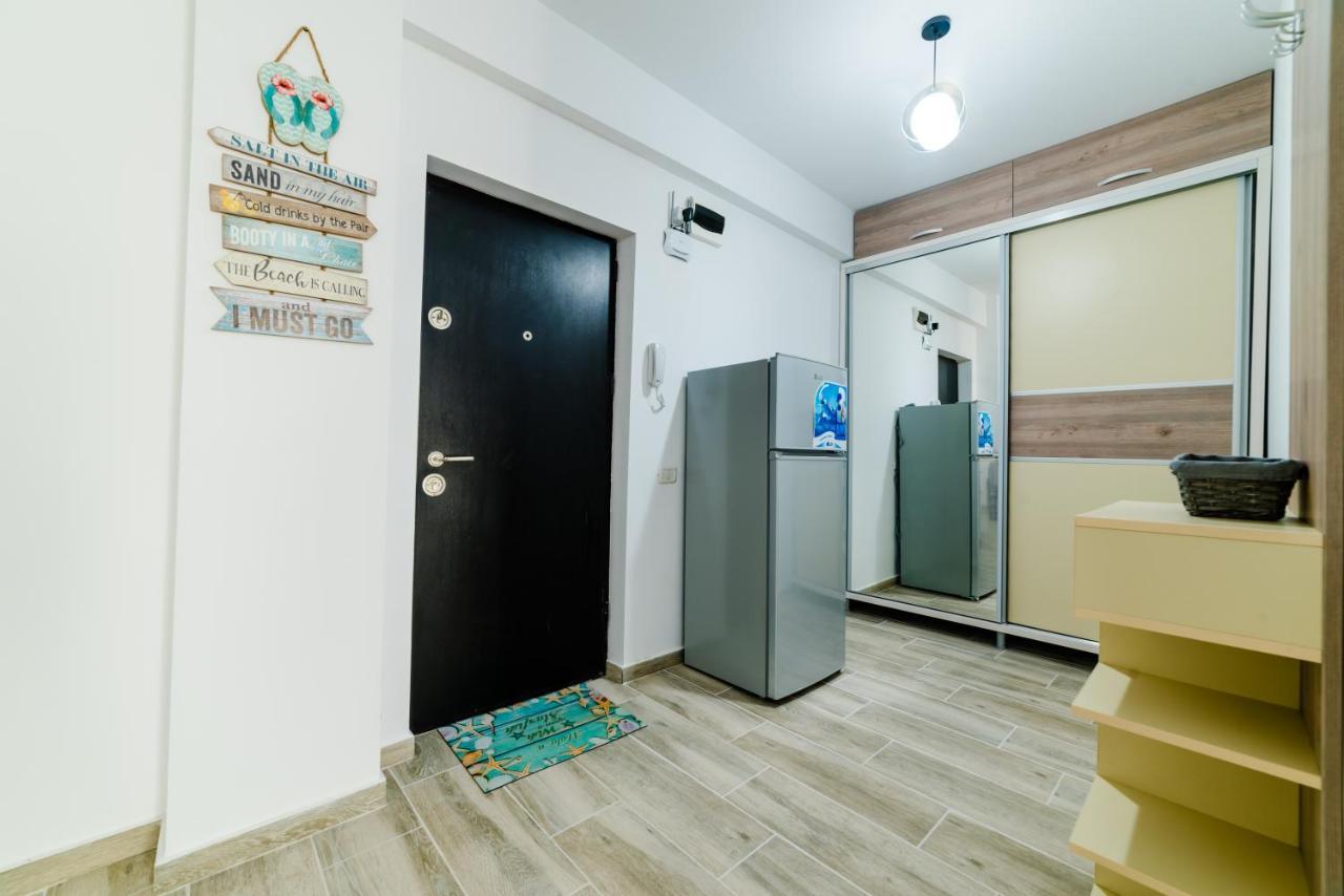 Derya Suites - Mamaia Nord Năvodari Exterior foto