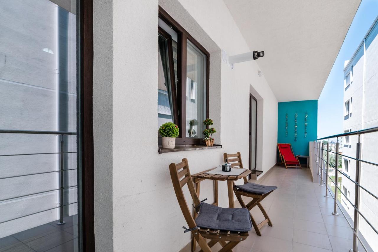Derya Suites - Mamaia Nord Năvodari Exterior foto