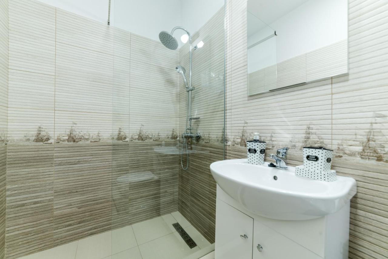 Derya Suites - Mamaia Nord Năvodari Exterior foto